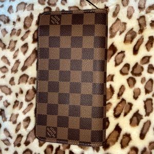 Zippy wallet  Damier ebene